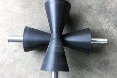 Black V Rollers